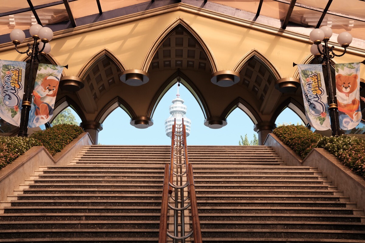 Tokina atx-m 33mm F1.4 街拍實拍-對稱構圖