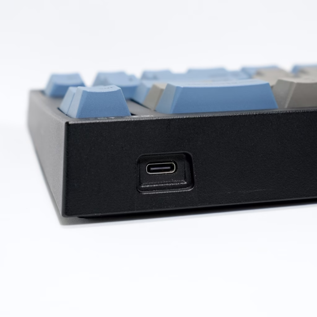 LEOPOLD FC660MBT前方 USB Type-C Port