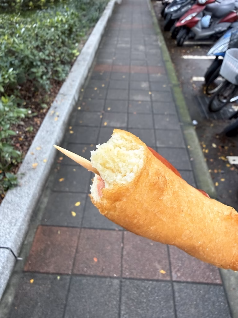 北投運動中心 炸物攤 推薦 炸熱狗 麵衣超香