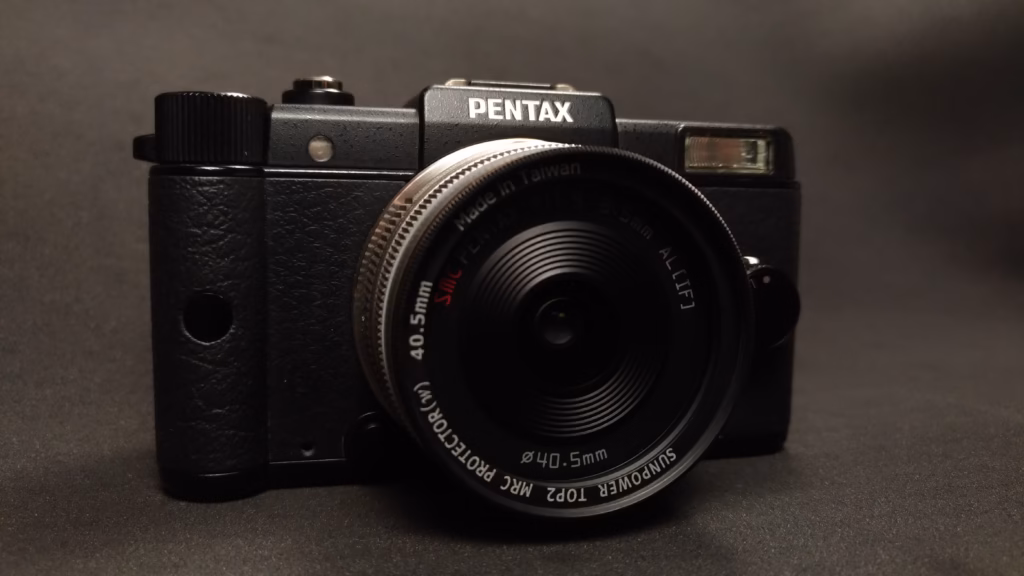 PENTAX Q黑色機身-正面