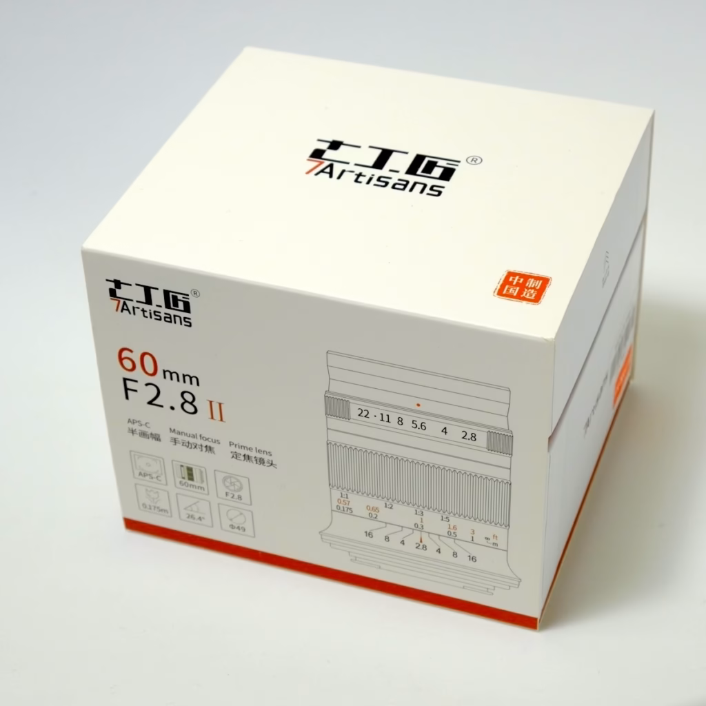 七工匠 7Artisans 60mm f/2.8 Macro II 開箱-外包裝2