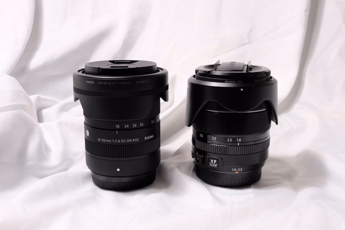 真有比較輕?Fujifilm XF 18-55 vs Sigma 18-50 外觀比大小,實際測試,誰比較好帶!