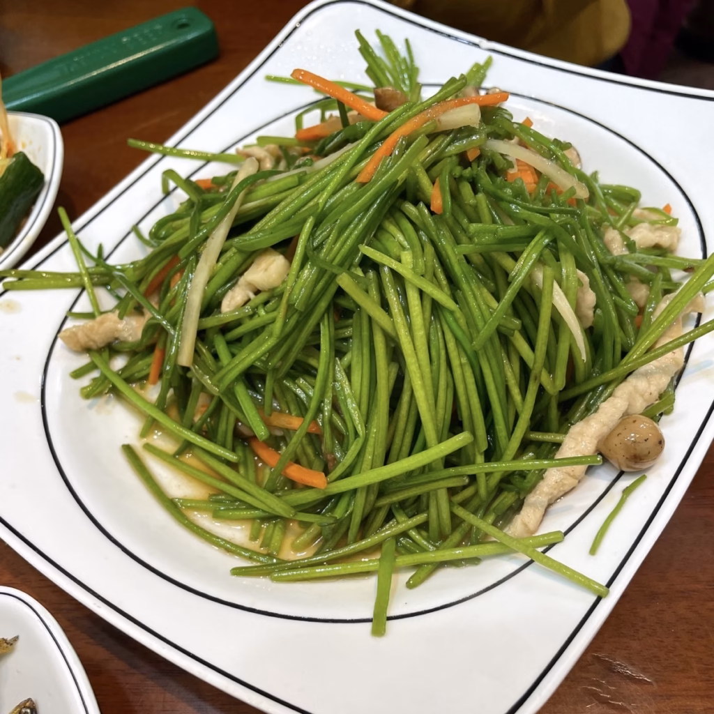 基隆小峨嵋川菜館-炒水蓮